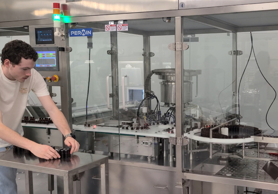 quality Spezifische Eigenschaften der Sammlung von Behältern Füllsystem mit partieller Bunging-Funktion 60~80 bpm factory